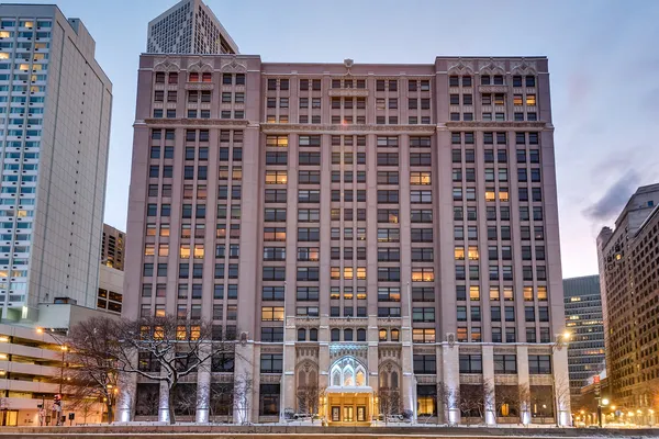 680 North Lake Shore Drive, Unit 322, Chicago, IL 60611