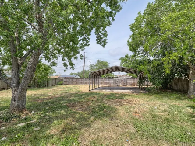 a view of street with side of street