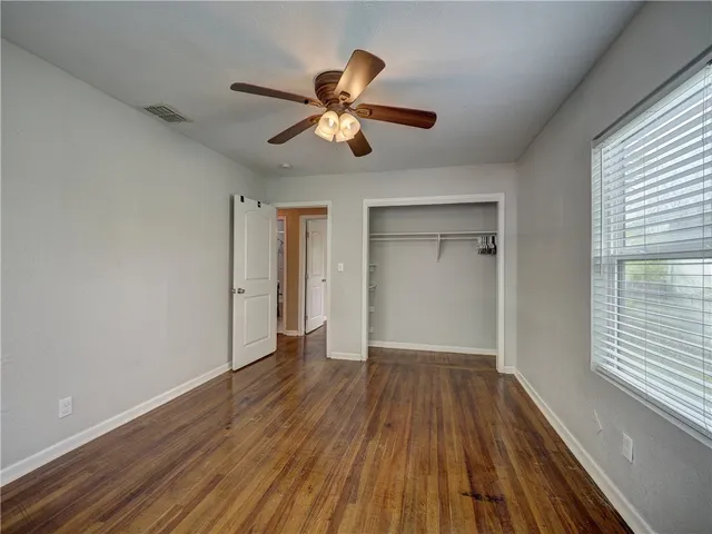 a view of a livingroom with furniture