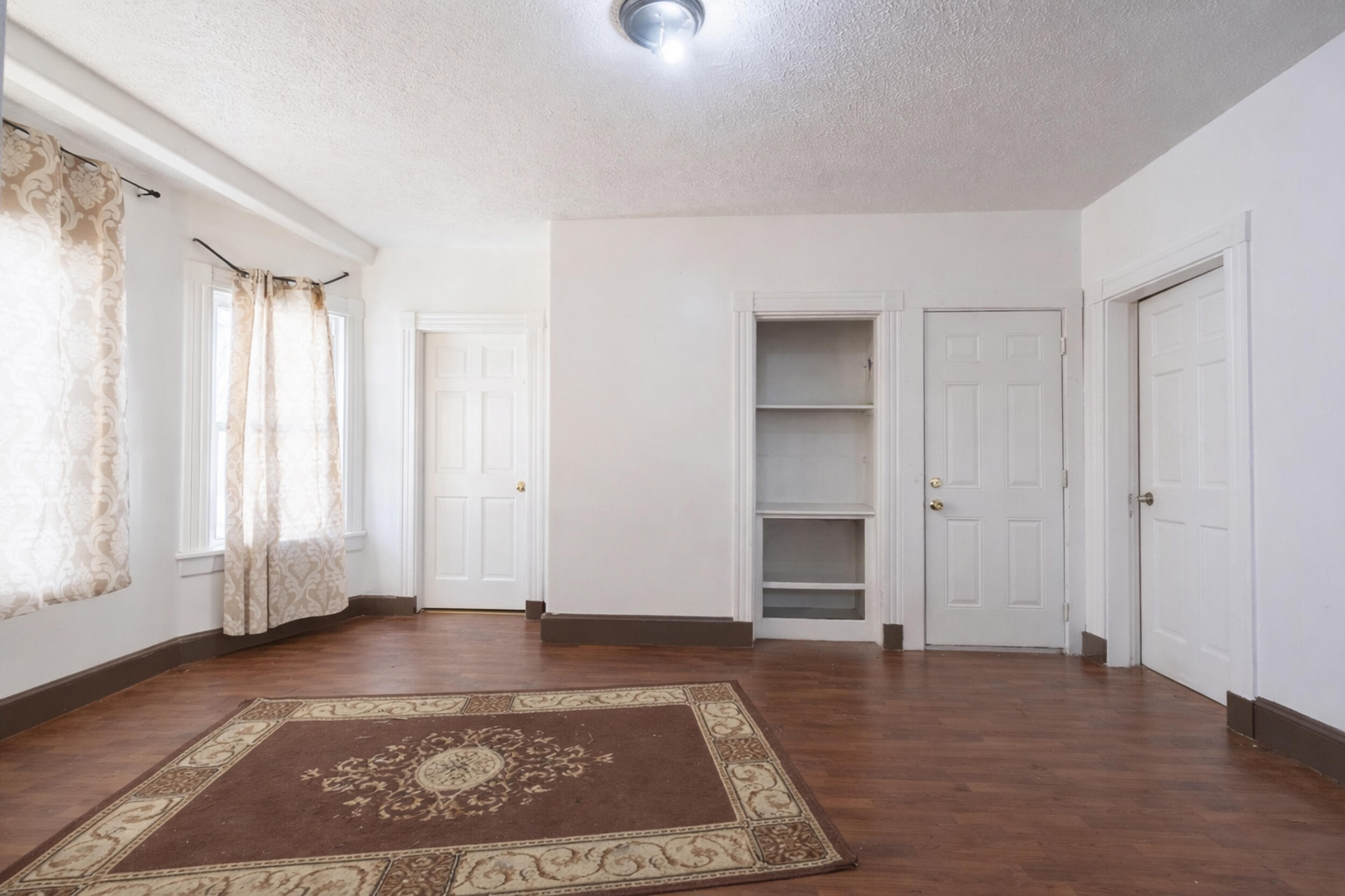 67 Maple Street Lewiston, ME 04240 - Photo 6 of 45 14_67_maple_st-49