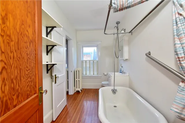 $1,100,000 | 1 Arnold Avenue, Newport, RI 02840