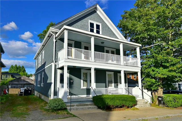 $1,100,000 | 1 Arnold Avenue, Newport, RI 02840