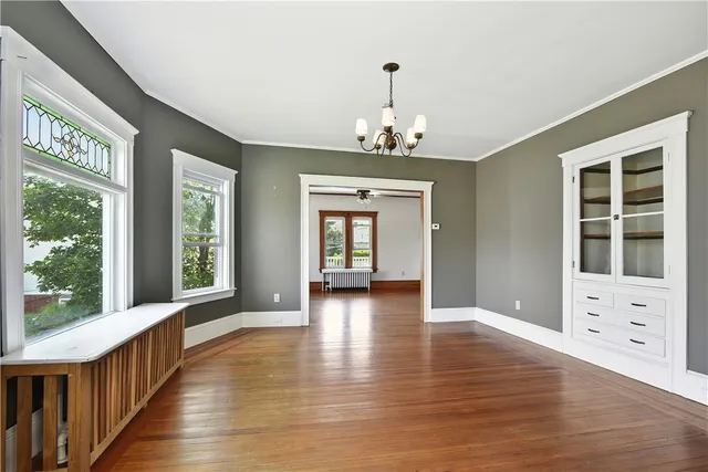 $1,100,000 | 1 Arnold Avenue, Newport, RI 02840