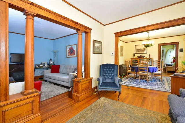 $1,100,000 | 1 Arnold Avenue, Newport, RI 02840