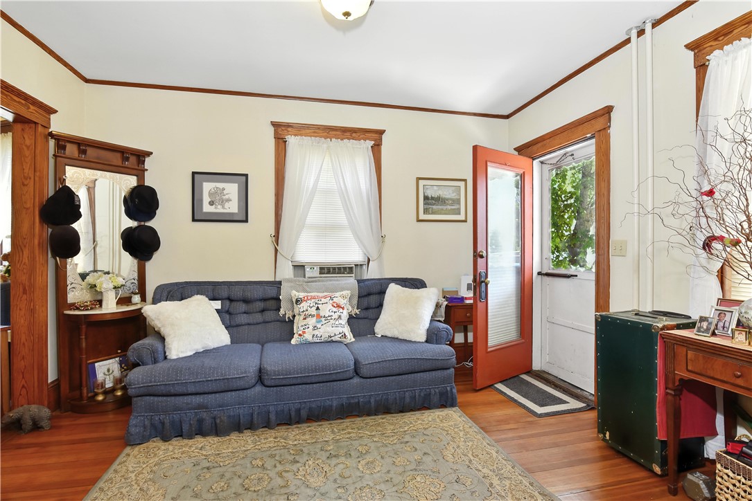 1 Arnold Avenue Newport, RI 02840 - Photo 7 of 43