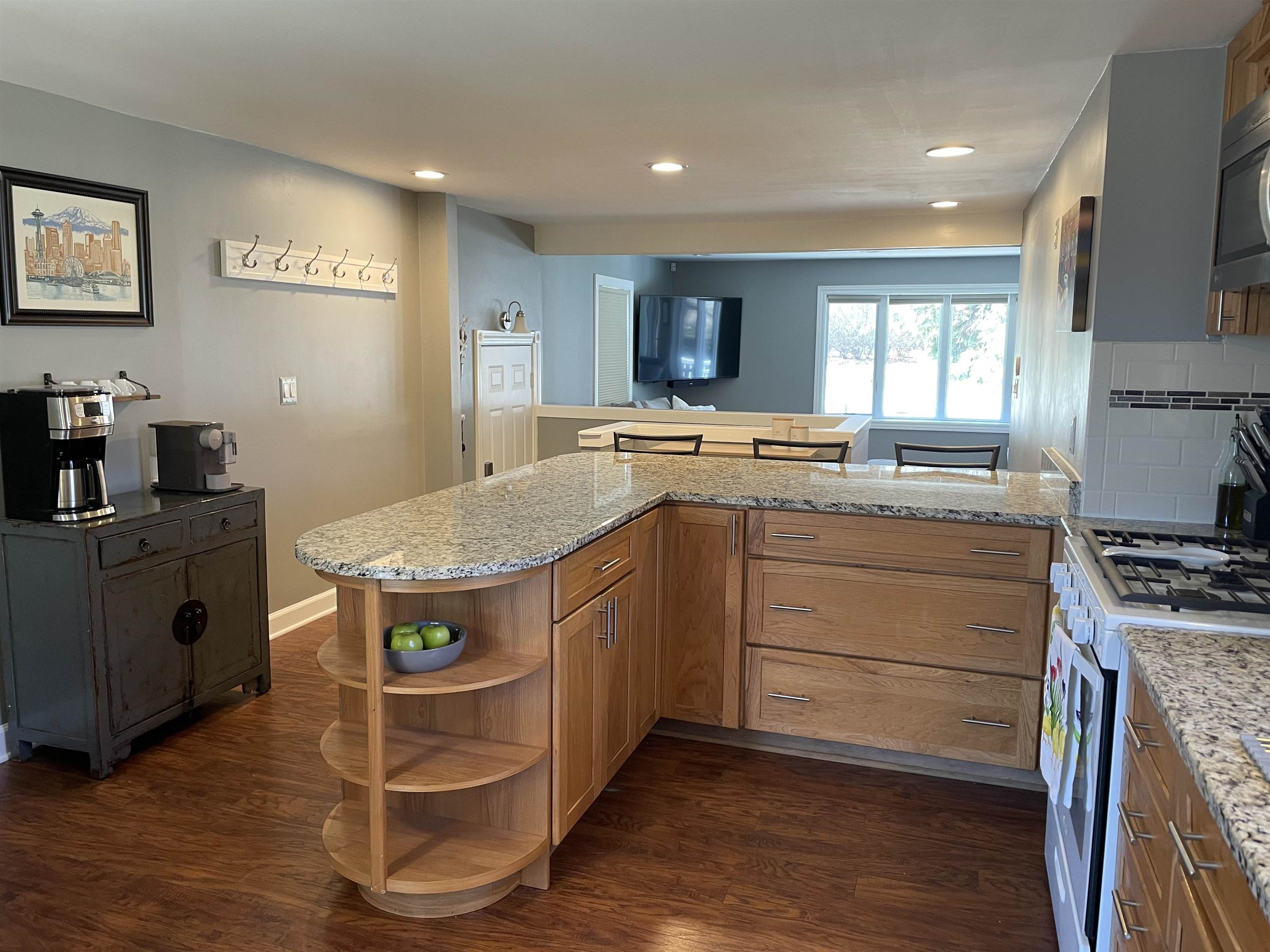 57970 Mound Road Washington, MI 48094 - Photo 10 of 41 50086853-9.JPG