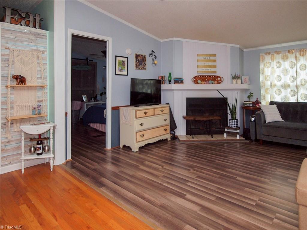 1060 Ruby Road Sandy Ridge, NC 27046 - Photo 4 of 32