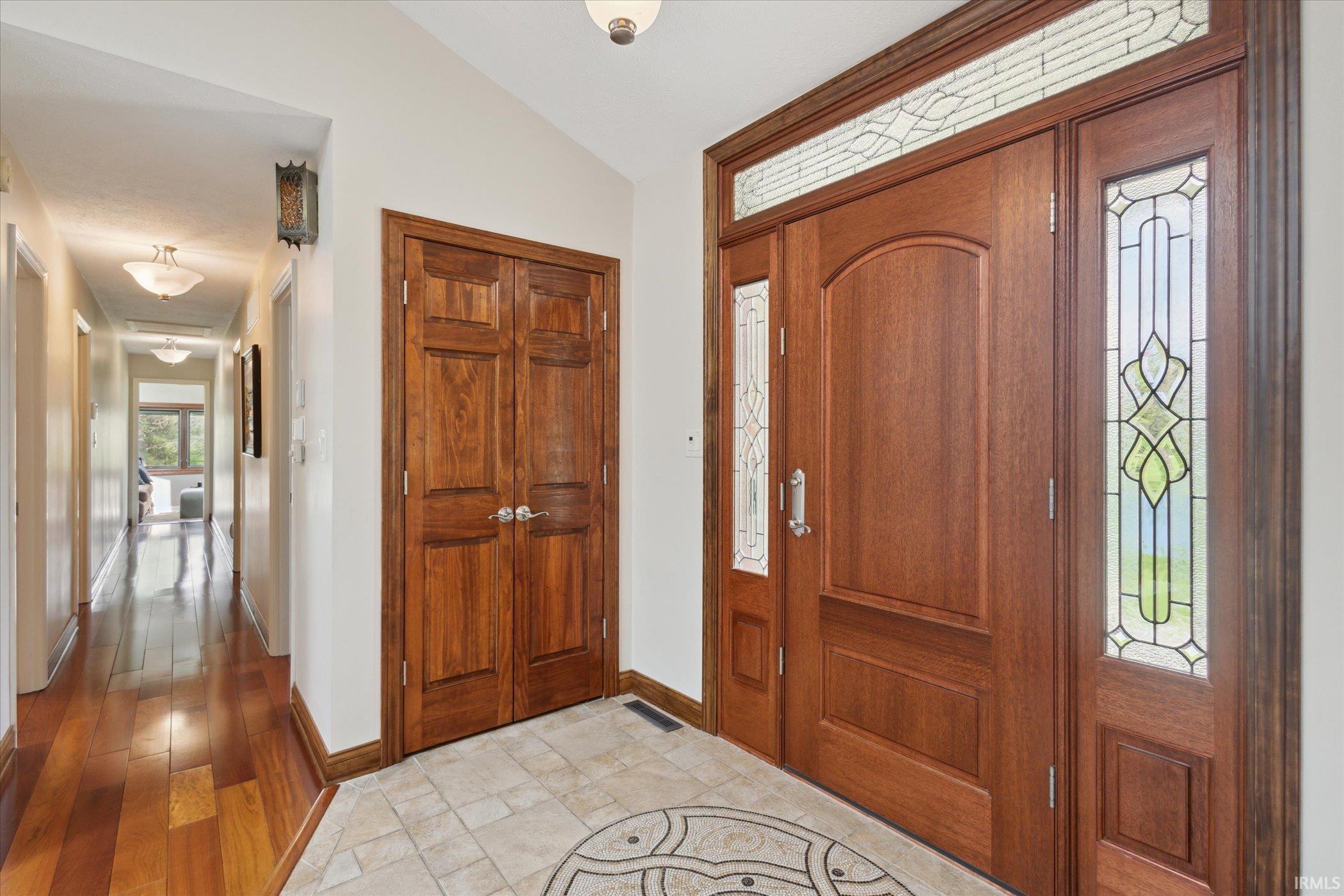 63777 Oak Road South Bend, IN 46614 - Photo 11 of 36 Gallery Image 11