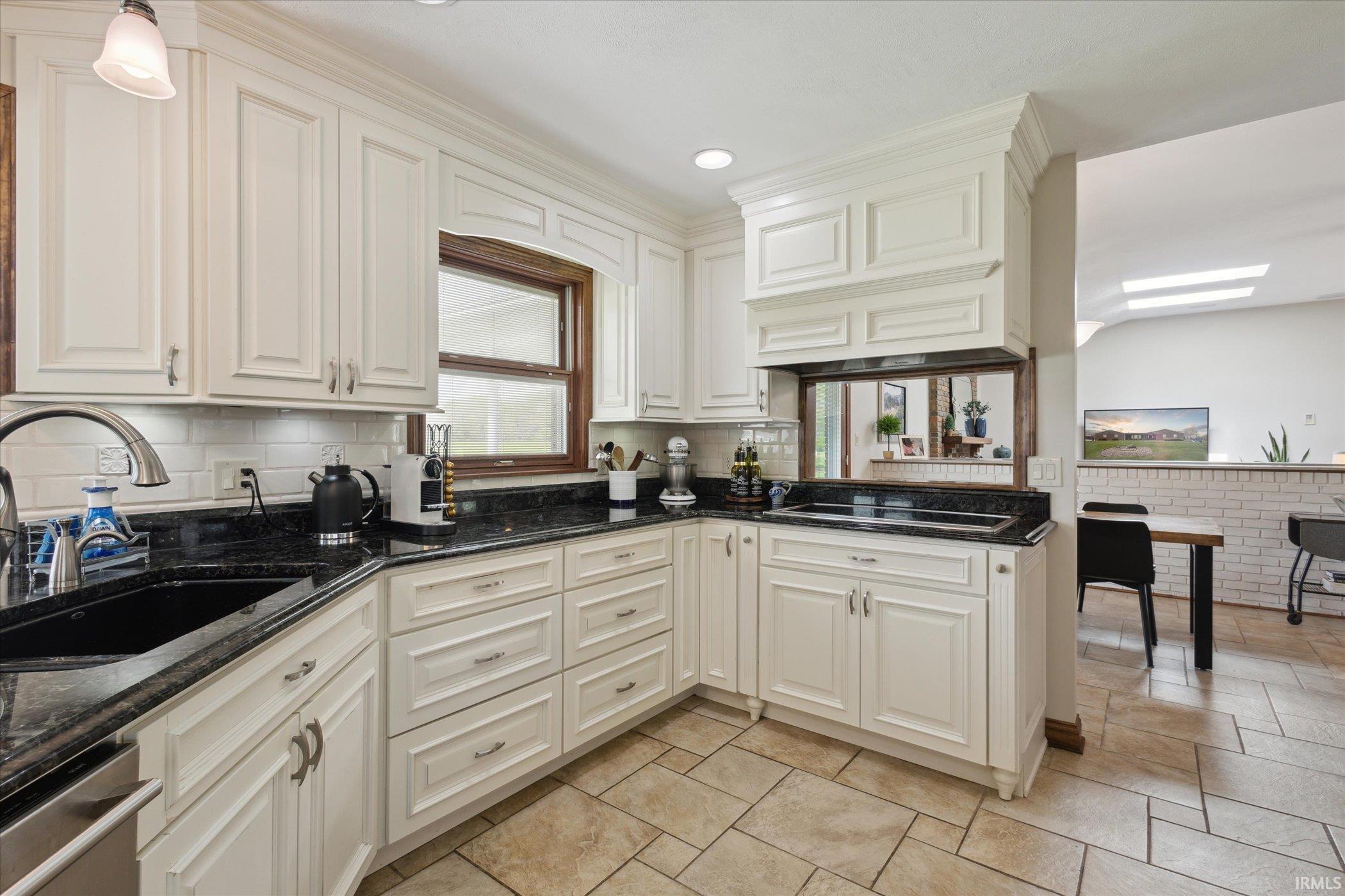63777 Oak Road South Bend, IN 46614 - Photo 18 of 36 Gallery Image 18