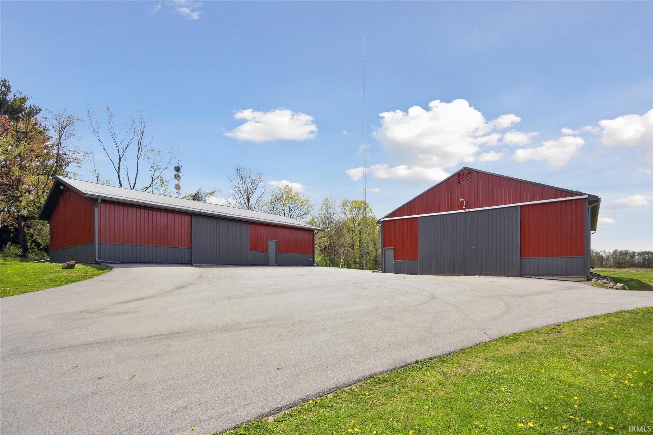 63777 Oak Road South Bend, IN 46614 - Photo 30 of 36 Gallery Image 30