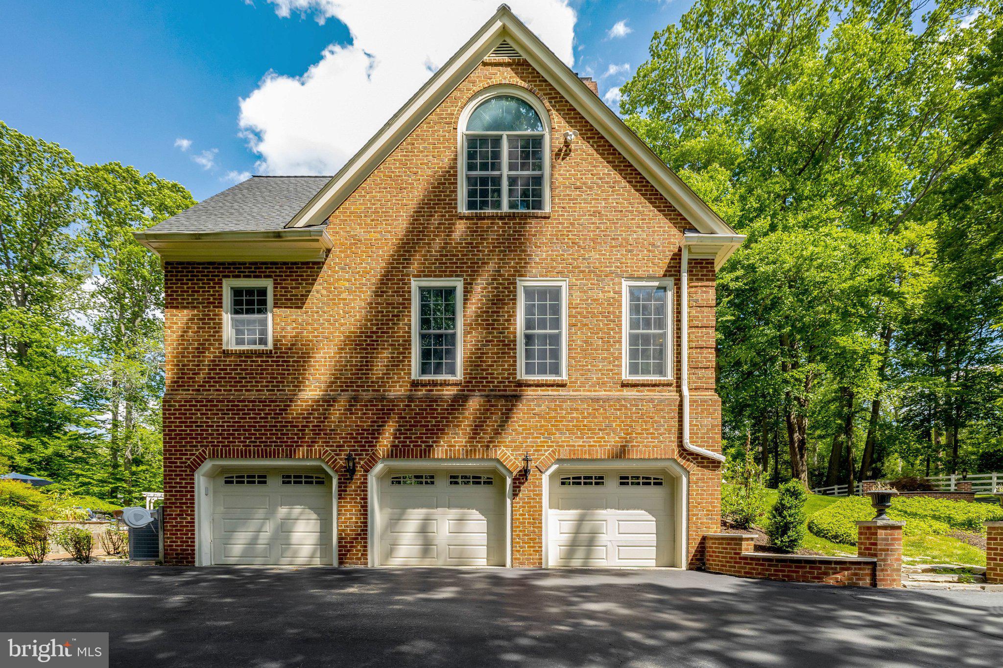 105 Interpromontory Road Great Falls, VA 22066 - Photo 54 of 76