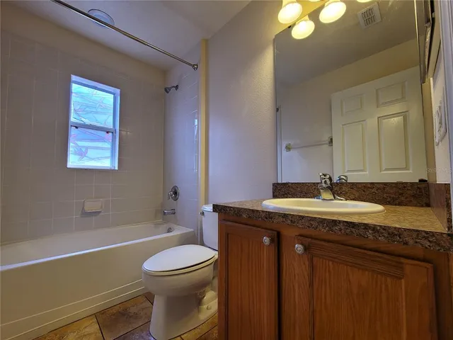 $299,999 | 1914 Commander Way, Kissimmee, FL 34746