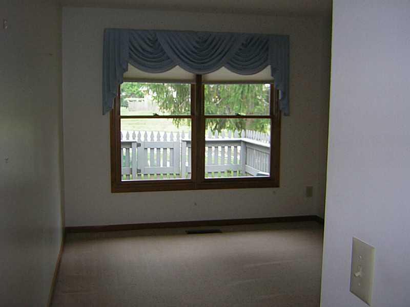3127 Lakeview Court, Unit 3127 Springfield, OH 45503 - Photo 17 of 25
