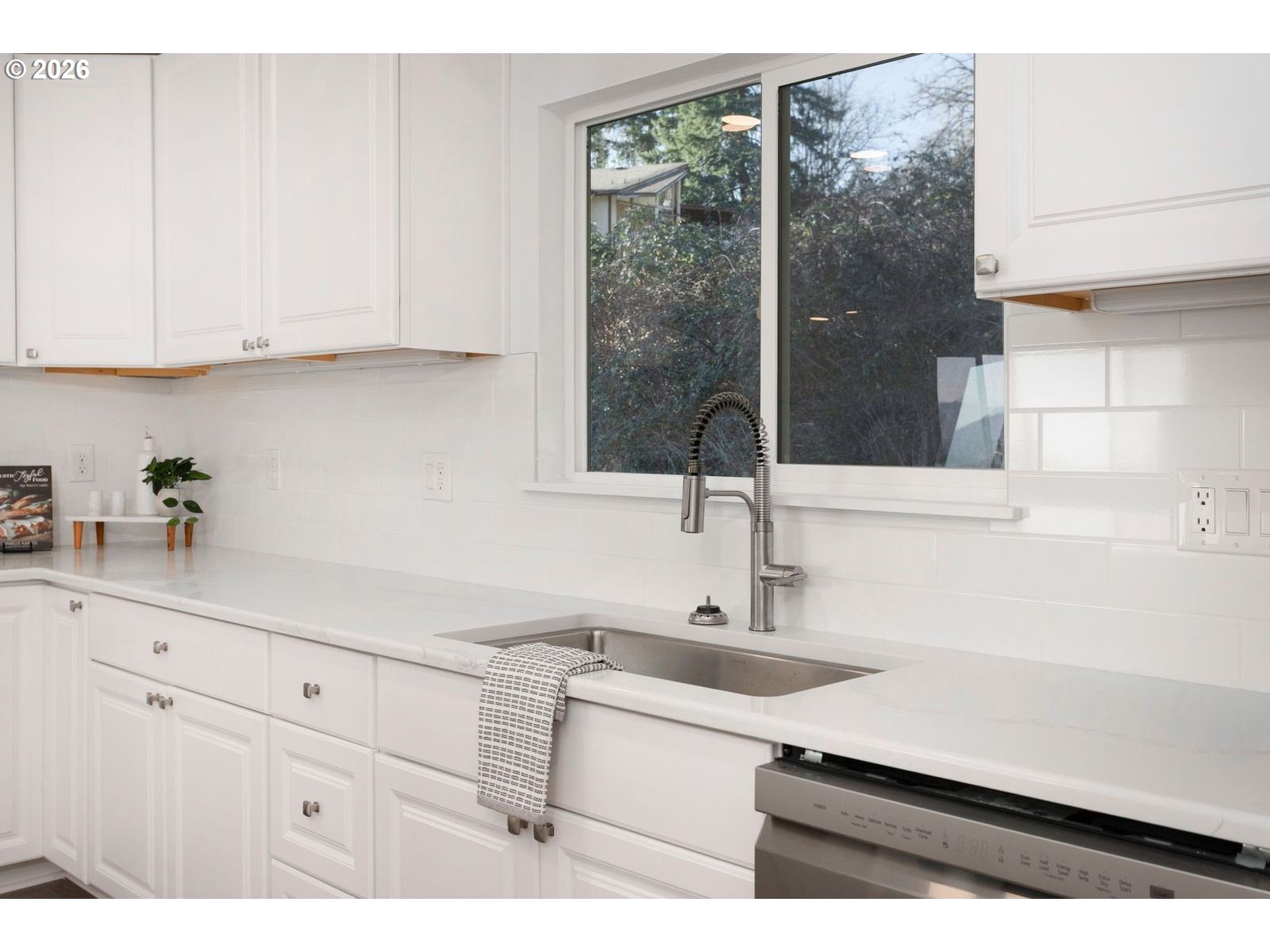 3812 Southeast Woodburn Road Washougal, WA 98671 - Photo 15 of 44