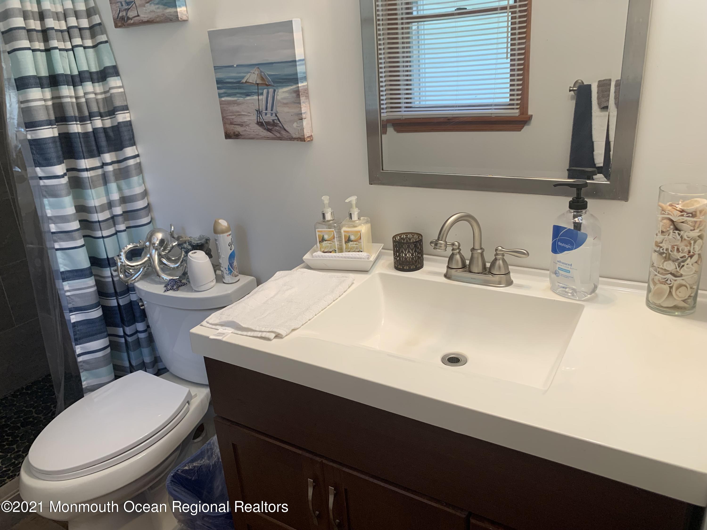 107 Nantucket Road Forked River, NJ 08731 - Photo 20 of 38 En-suite Master Bath