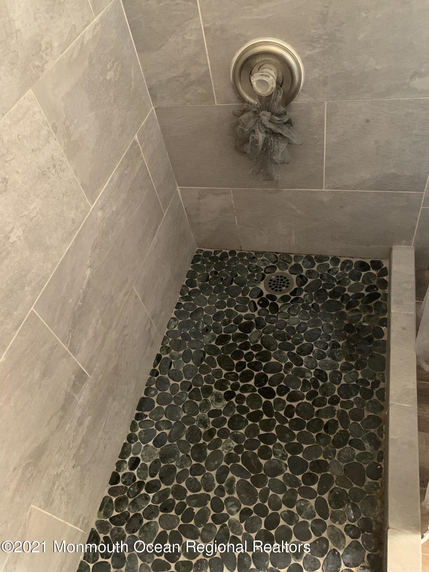 107 Nantucket Road Forked River, NJ 08731 - Photo 21 of 38 En-suite Master Shower