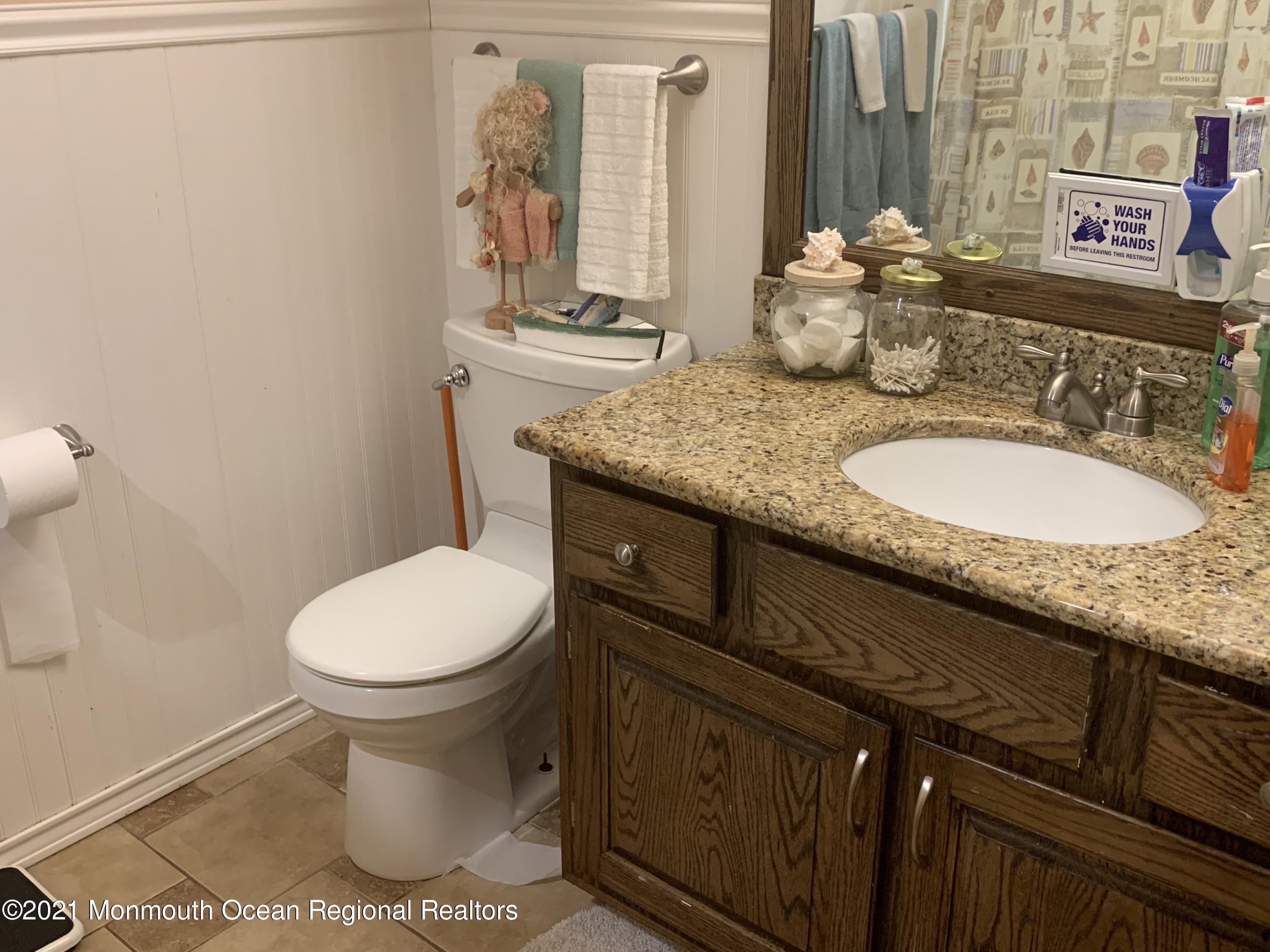 107 Nantucket Road Forked River, NJ 08731 - Photo 24 of 38 Main Bath