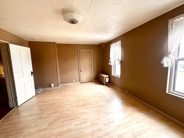 $278,500 | 712 Burke Avenue, Harvey, ND 58341