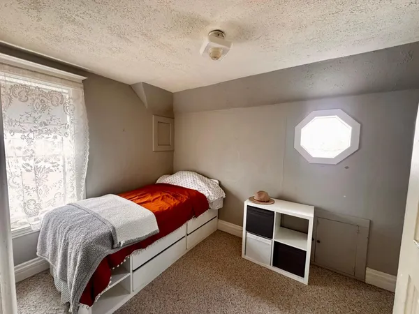 $278,500 | 712 Burke Avenue, Harvey, ND 58341
