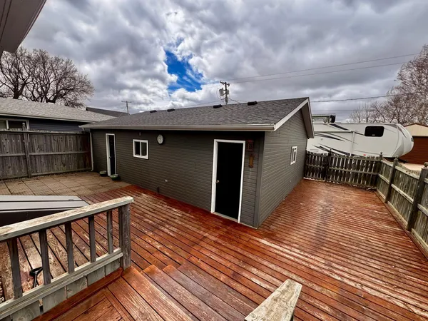 $278,500 | 712 Burke Avenue, Harvey, ND 58341