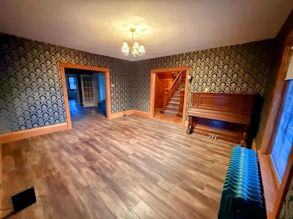 $278,500 | 712 Burke Avenue, Harvey, ND 58341