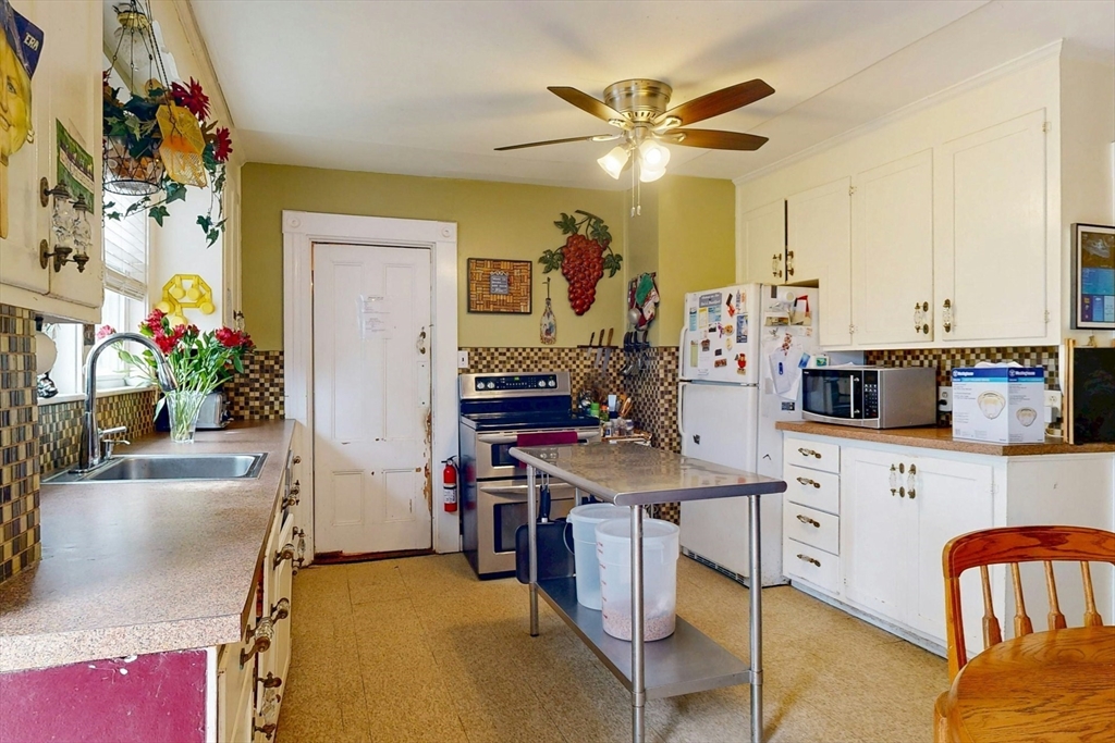 100 Sargent Street Winthrop, MA 02152 - Photo 12 of 38