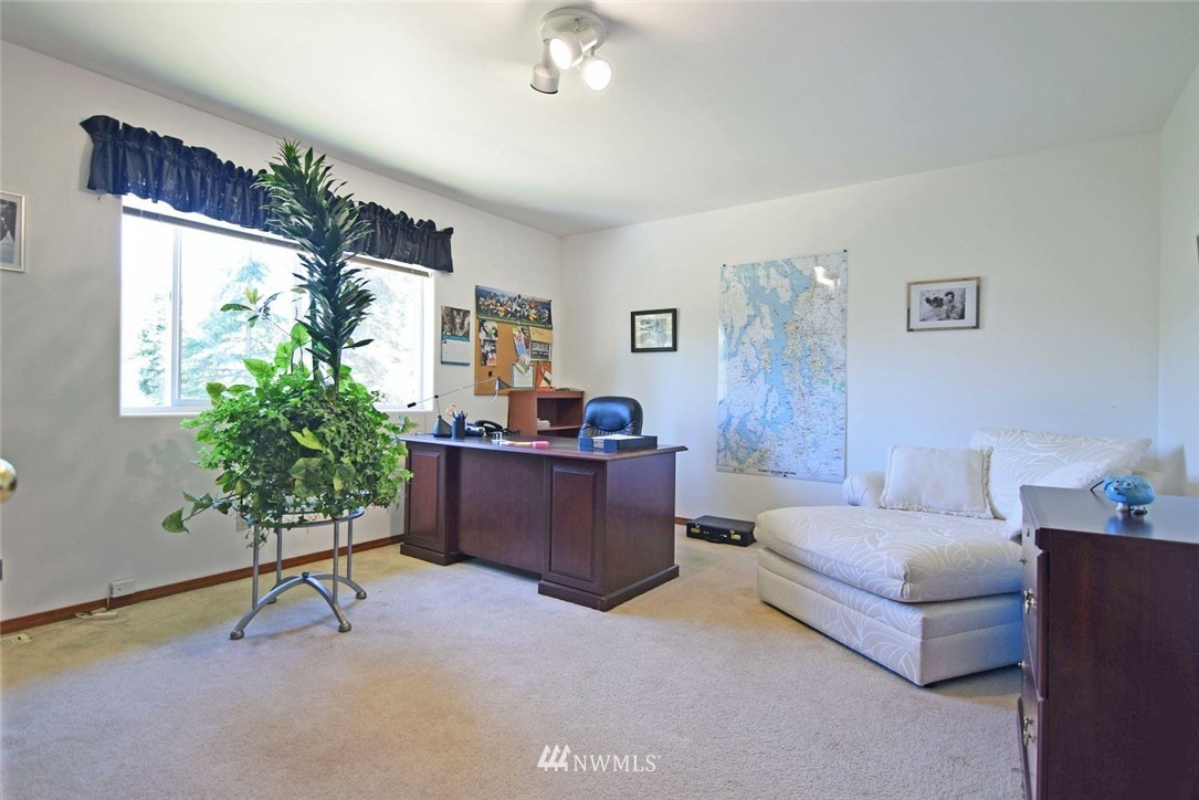 25806 Highland Road Northeast Kingston, WA 98346 - Photo 15 of 24 Gallery Image 15