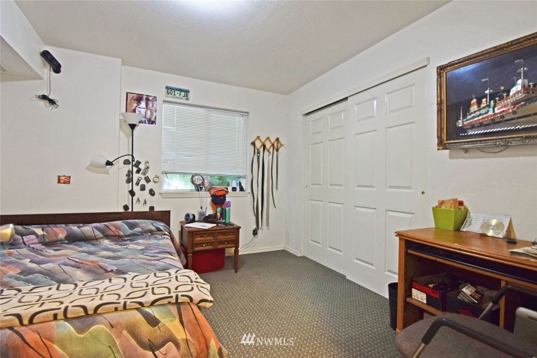 25806 Highland Road Northeast Kingston, WA 98346 - Photo 20 of 24 Gallery Image 20