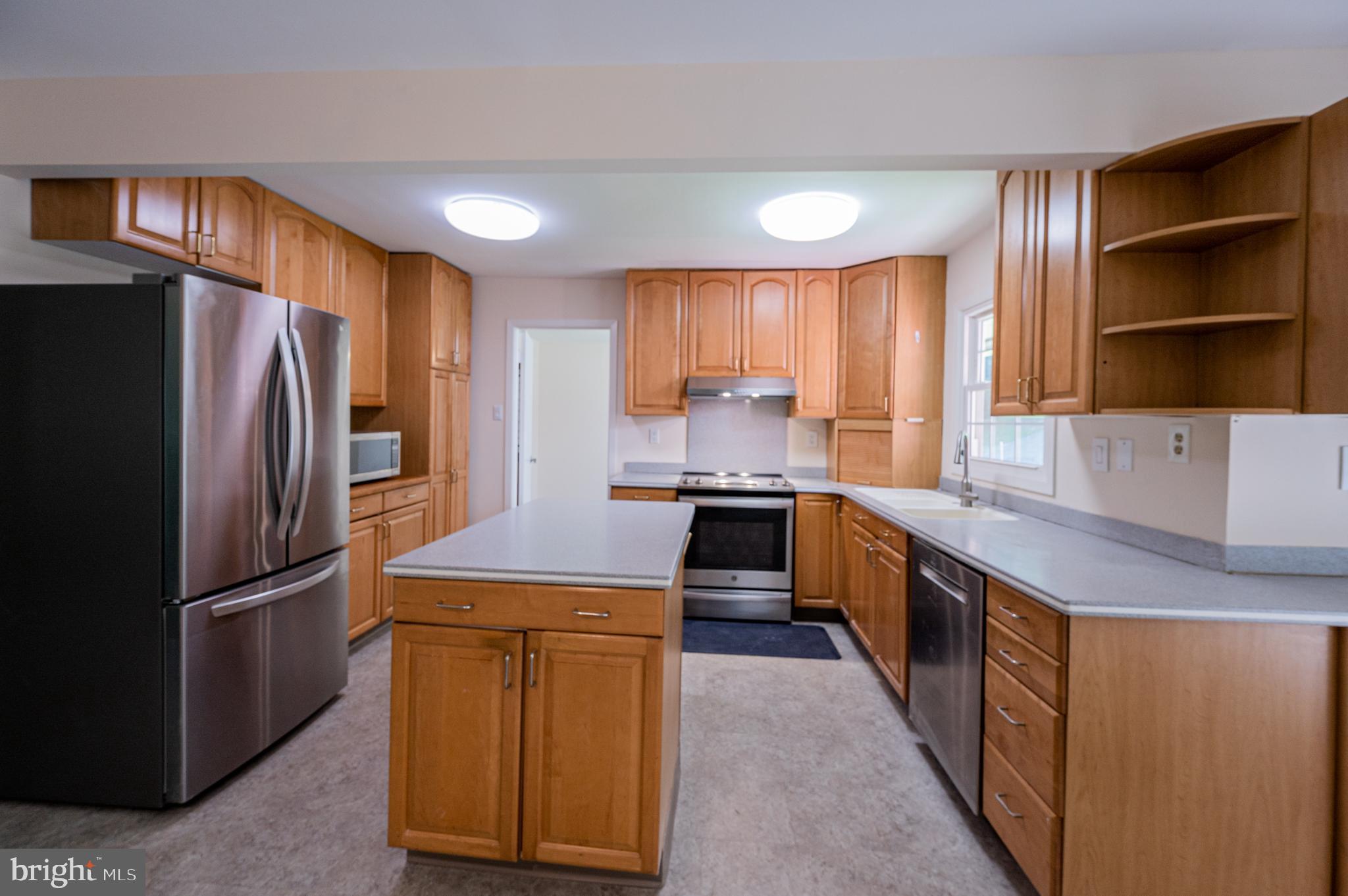 8816 Churchfield Lane Laurel, MD 20708 - Photo 12 of 45 Kitchen