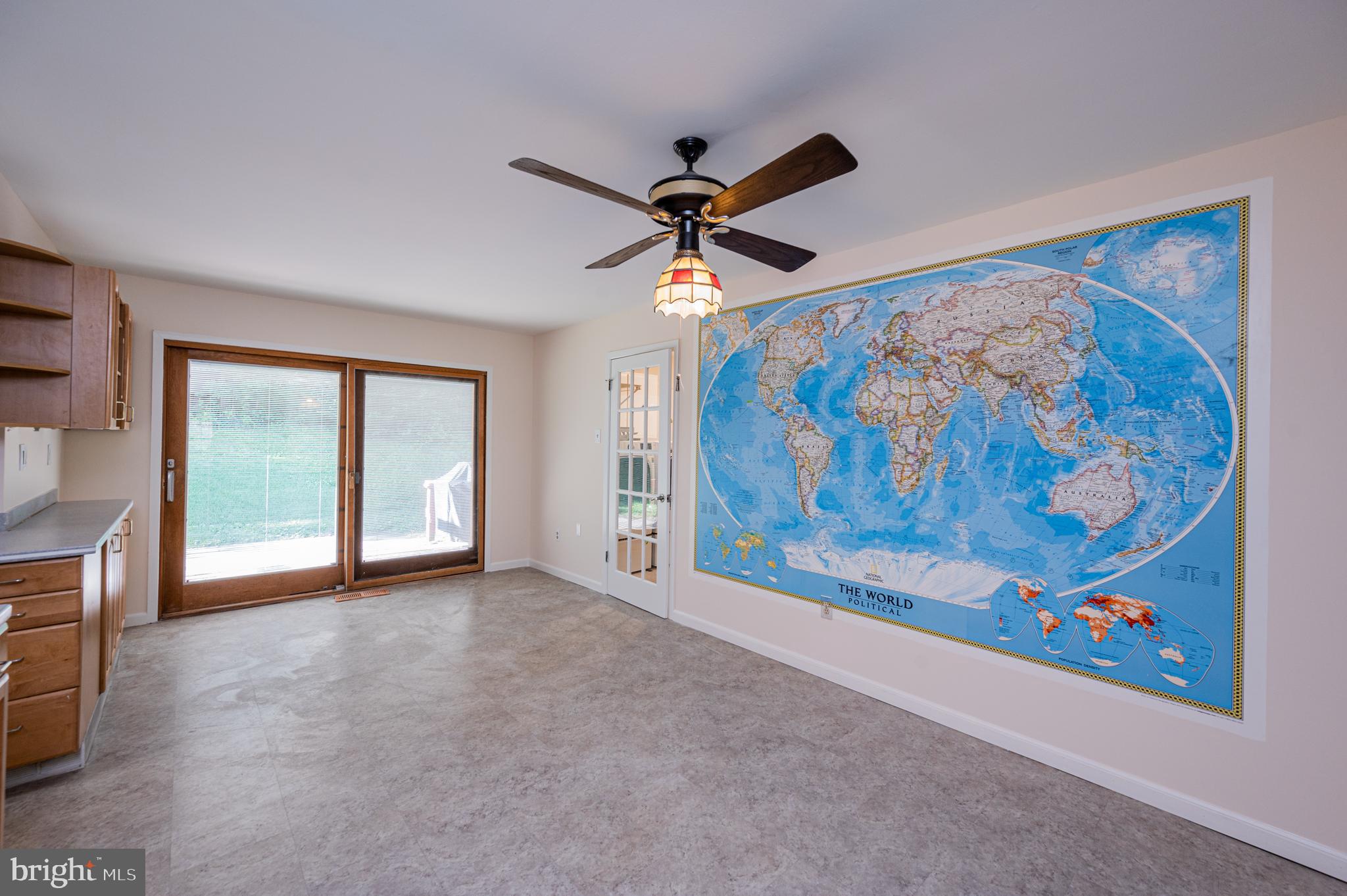 8816 Churchfield Lane Laurel, MD 20708 - Photo 17 of 45 Kitchen