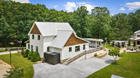 $949,000 | 657 Campbell Camp Circle, Blue Ridge, GA 30513