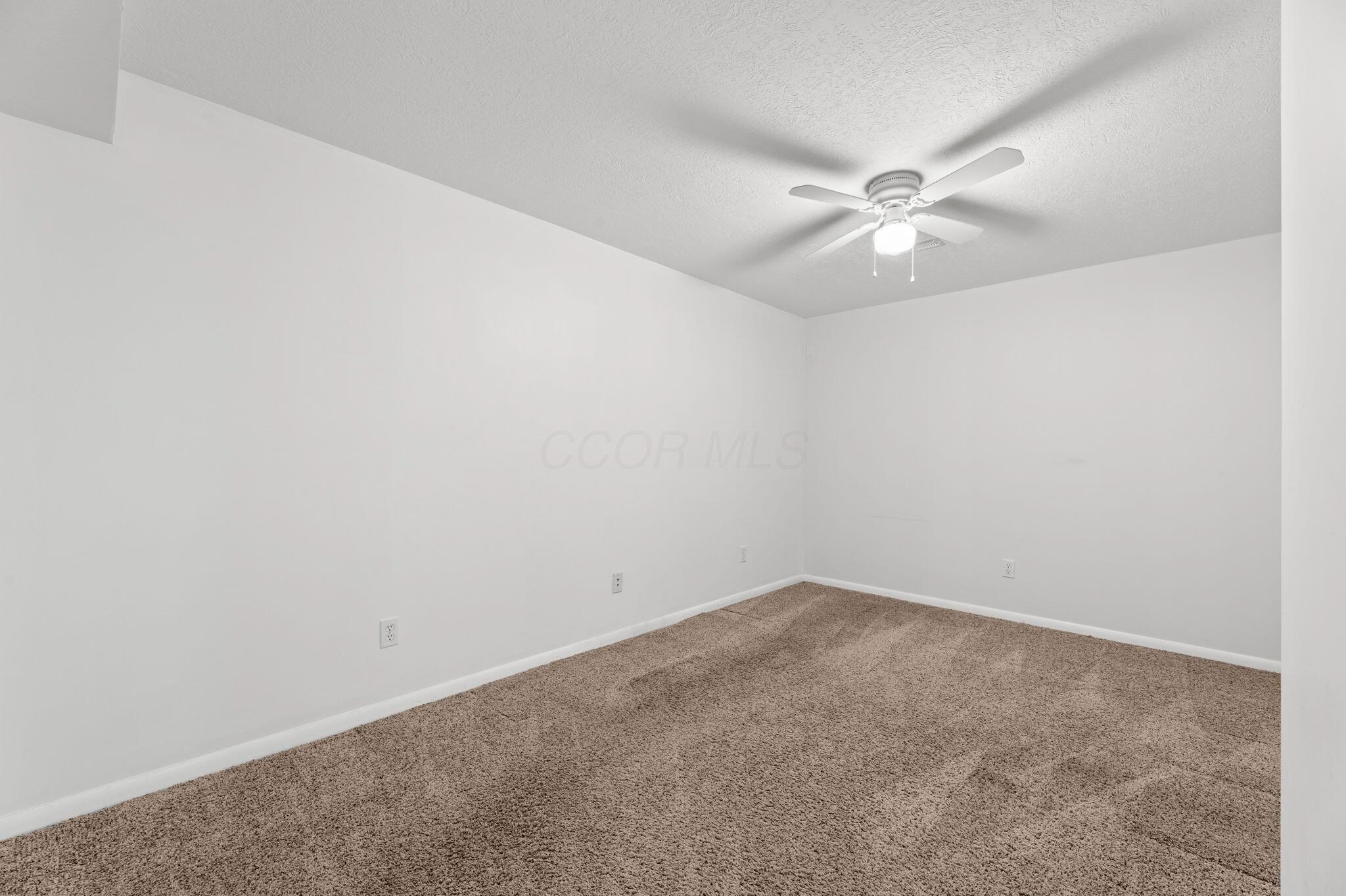 926 South Hempstead Road Westerville, OH 43081 - Photo 31 of 58 Bedroom 3