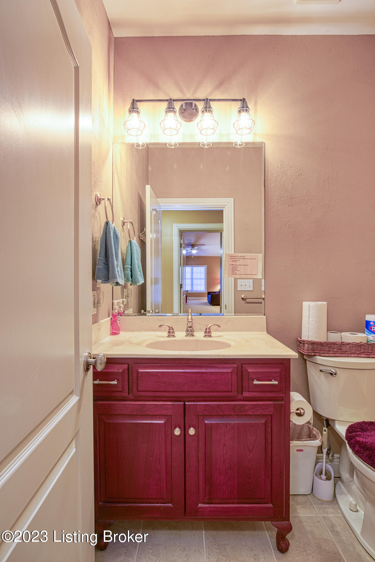 3308 Overlook Ridge Road Prospect, KY 40059 - Photo 29 of 53 bathroom