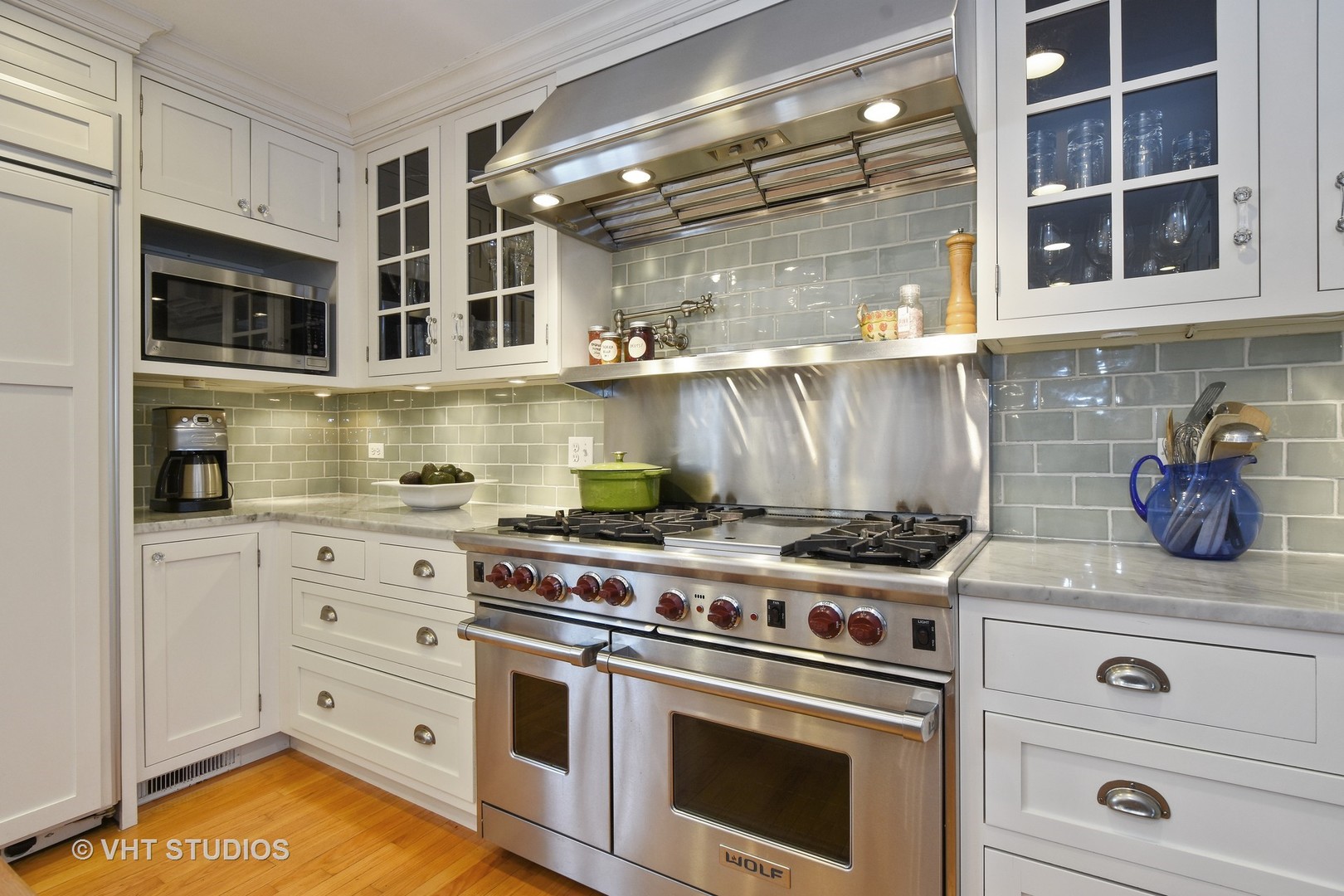 1719 Spring Creek Road Barrington Hills, IL 60010 - Photo 6 of 26 a kitchen with stainless steel appliances granite countertop a stove and a microwave