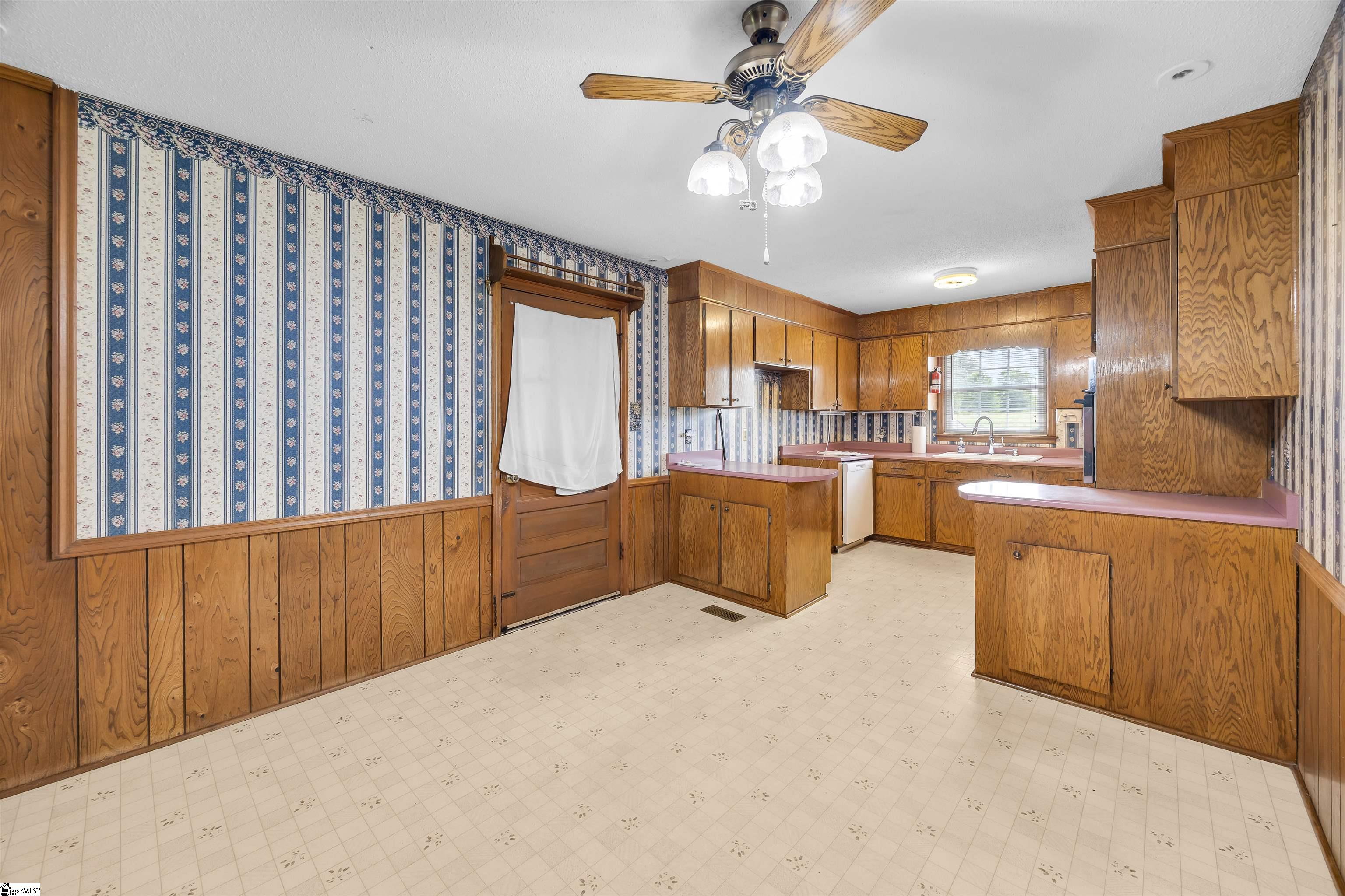 631 River Oak Circle Inman, SC 29349 - Photo 15 of 25