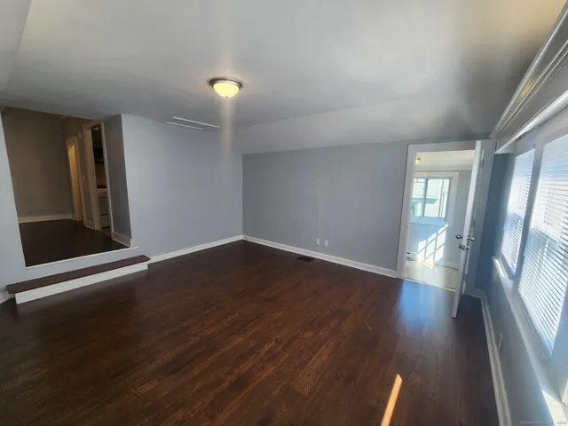 $2,050 | 149 New Haven Avenue, Unit 2, Milford, CT 06460