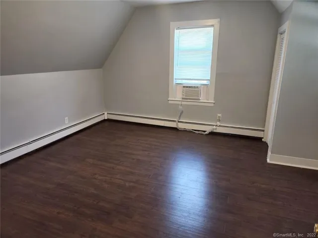 $2,050 | 149 New Haven Avenue, Unit 2, Milford, CT 06460