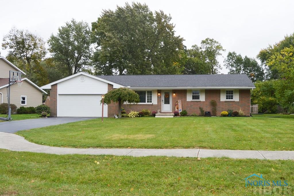 3331 Ridgeview Drive Findlay, OH 45840 - Photo 2 of 34 Photo 2
