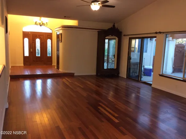 $4,100 | 488 Majestic Drive, Santa Maria, CA 93455