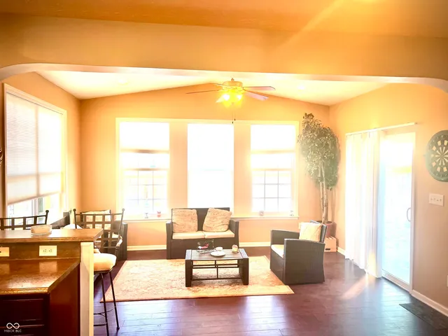 $400,000 | 6928 West Winding Bend, McCordsville, IN 46055