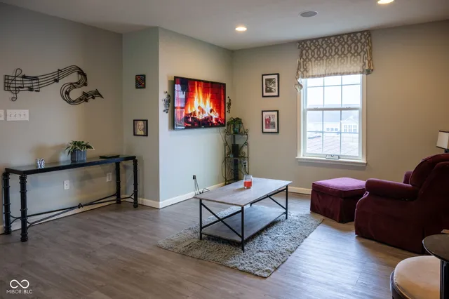 $395,000 | 6928 West Winding Bend, McCordsville, IN 46055