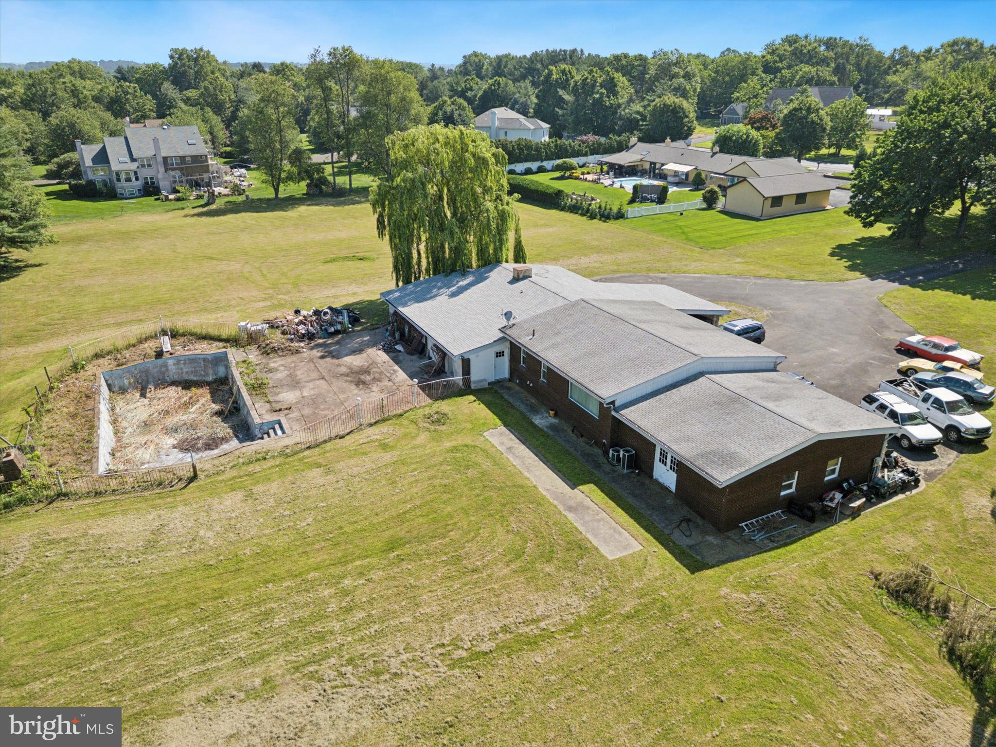 290 Hatboro Road Ivyland, PA 18974 - Photo 34 of 45 a view of a city with an ocean