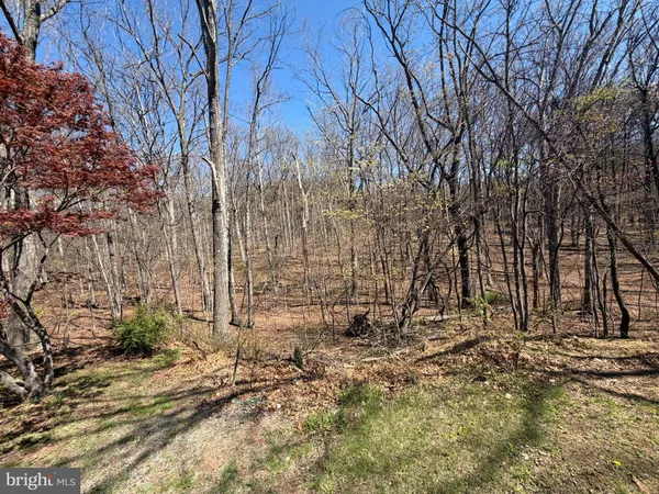 $349,900 | 206 Mountain View Drive, Paw Paw, WV 25434