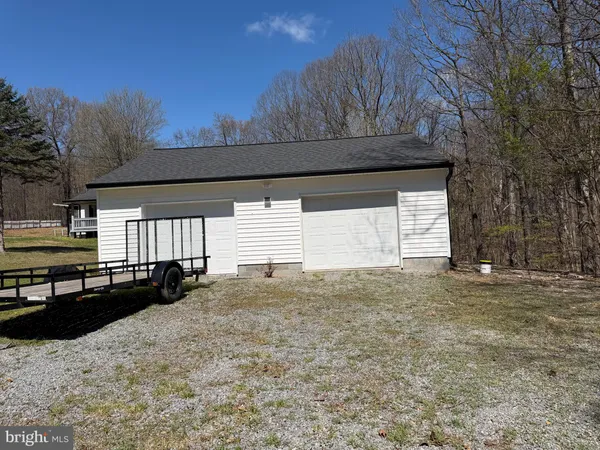 $349,900 | 206 Mountain View Drive, Paw Paw, WV 25434