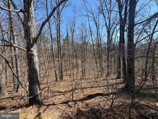 $349,900 | 206 Mountain View Drive, Paw Paw, WV 25434