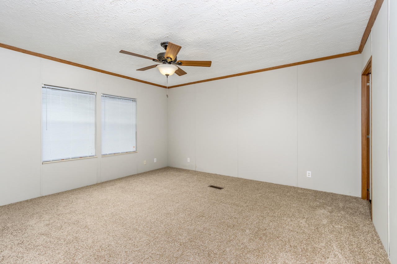 6960 Whitehouse Road Greeneville, TN 37745 - Photo 14 of 21 Interior-4