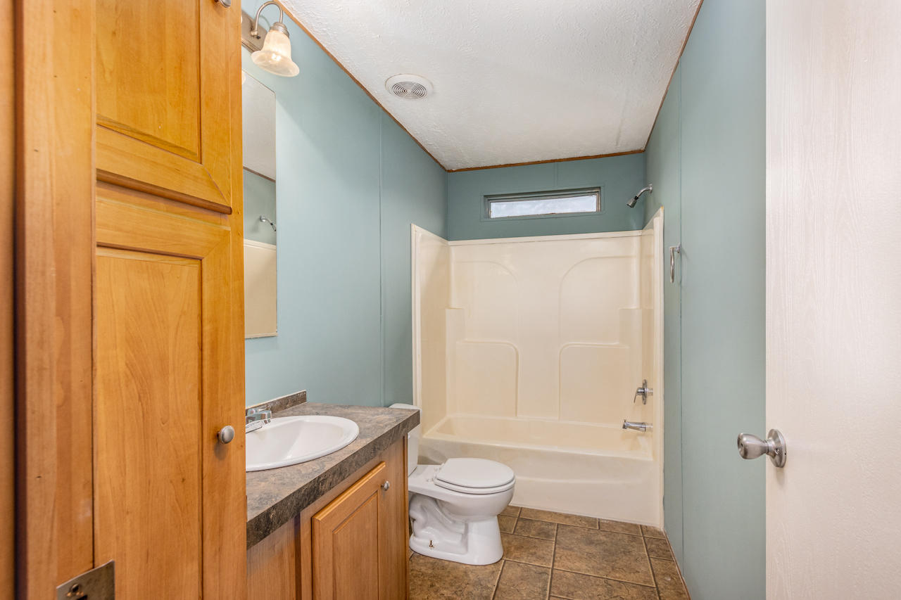 6960 Whitehouse Road Greeneville, TN 37745 - Photo 20 of 21 Interior-10