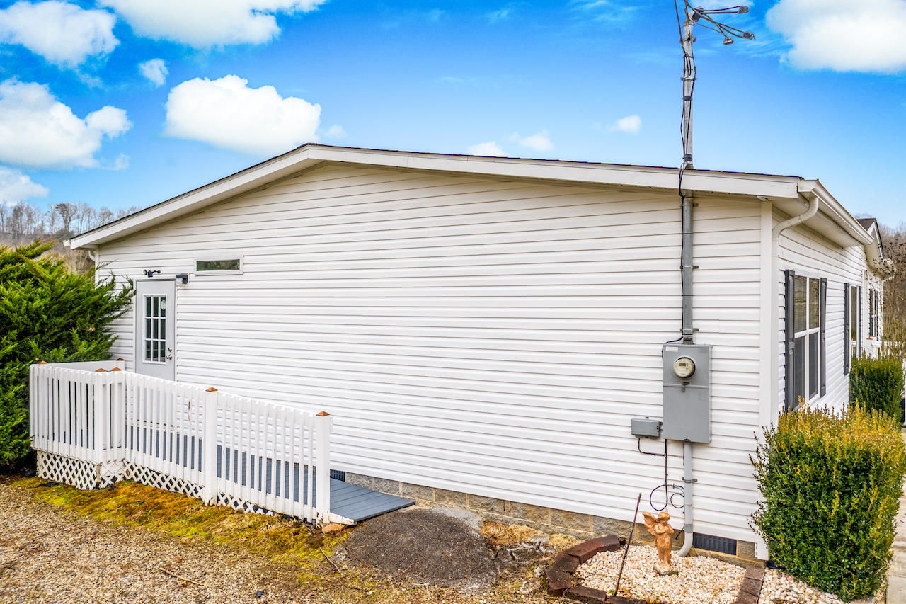 6960 Whitehouse Road Greeneville, TN 37745 - Photo 2 of 21 Exterior-2