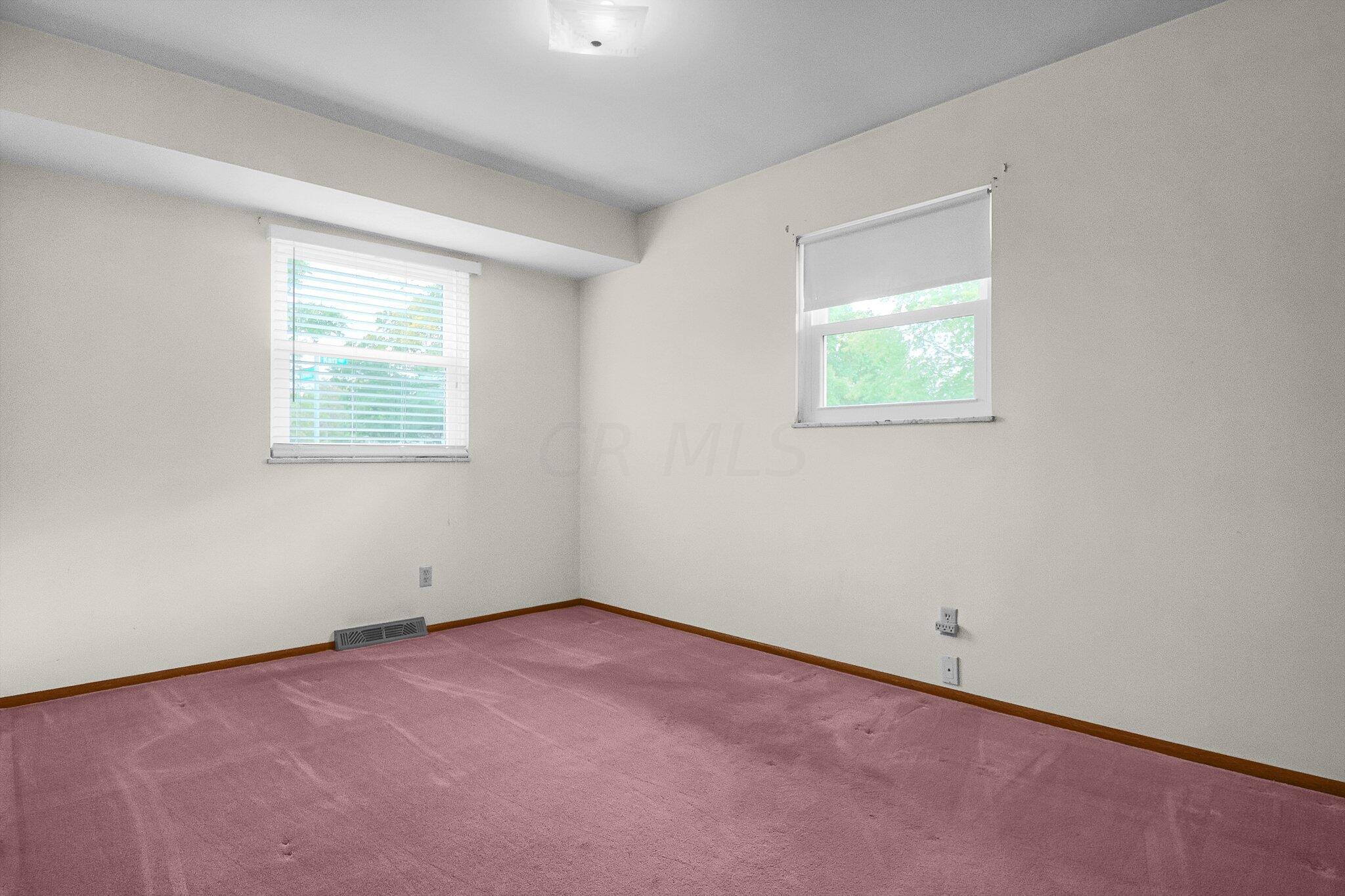 6471 Karl Road Columbus, OH 43229 - Photo 11 of 20 Gallery Image 11