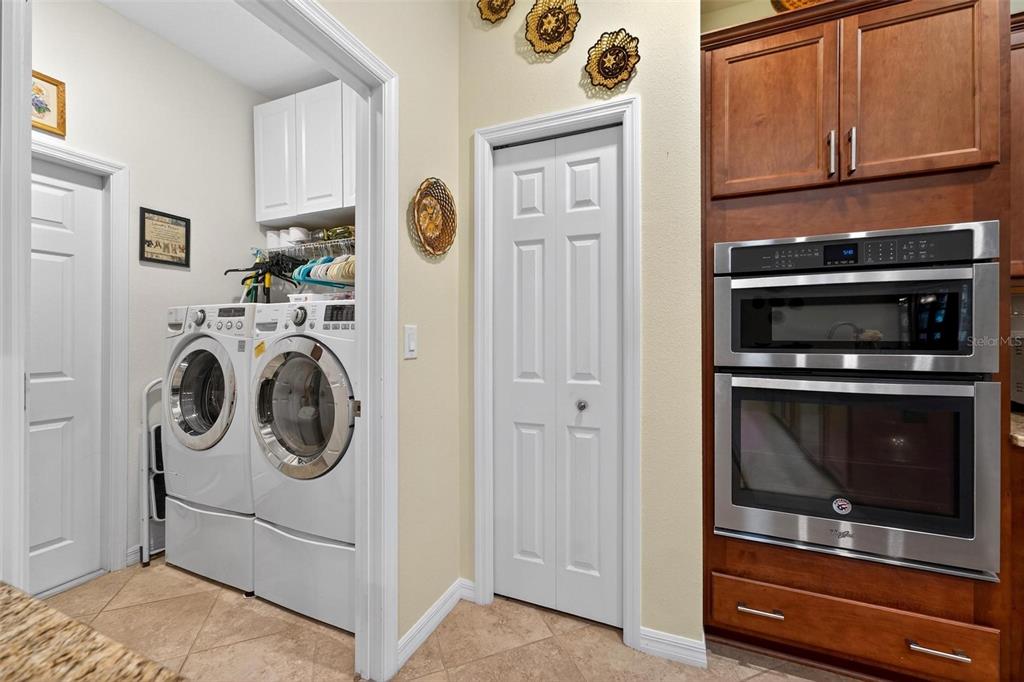 8336 Southwest 77th Court Ocala, FL 34476 - Photo 42 of 47 a utility room with dryer and washer